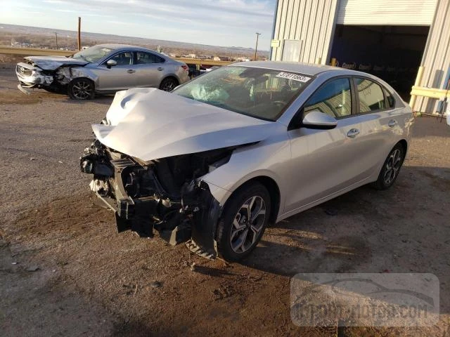 3KPF24AD5KE137054 2019 Kia Forte Fe