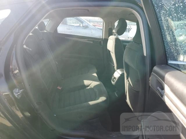 3FA6P0HDXJR148208 2018 Ford Fusion Se