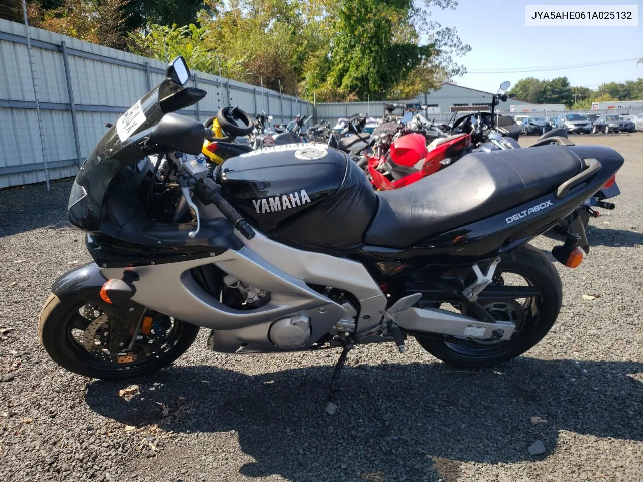 2001 Yamaha Yzf600 R VIN: JYA5AHE061A025132 Lot: 70978464