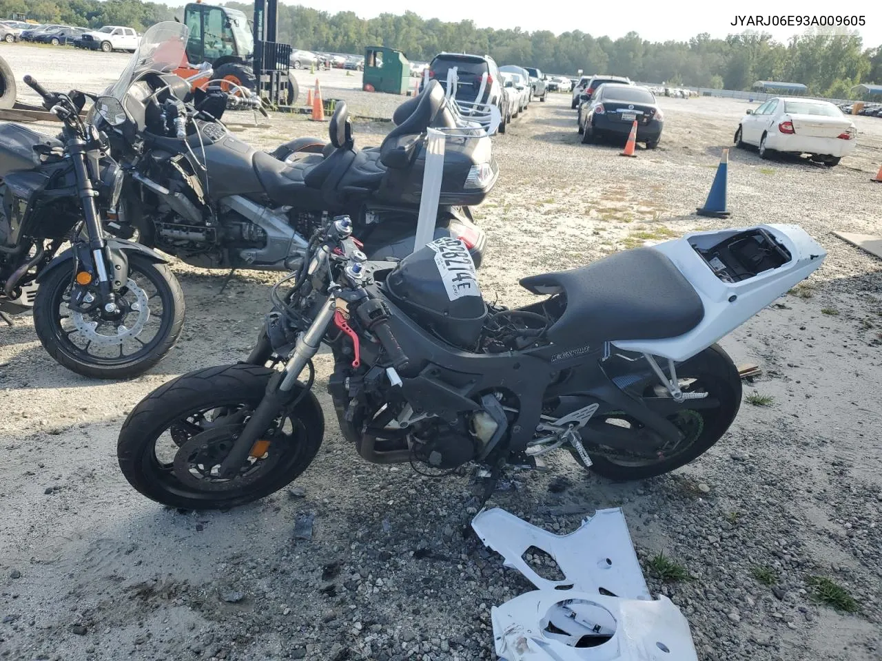 2003 Yamaha Yzfr6 L VIN: JYARJ06E93A009605 Lot: 69928274