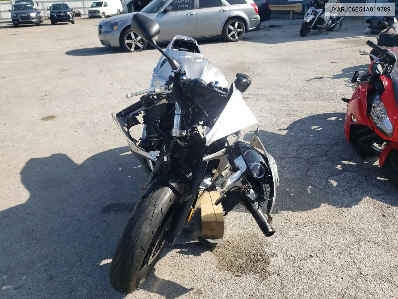 2004 Yamaha Yzfr6 L VIN: JYARJ06E54A019789 Lot: 68059864