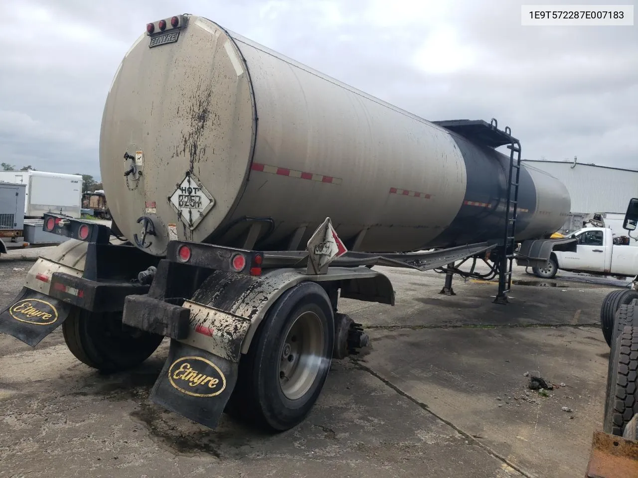 2007 Other Tanker VIN: 1E9T572287E007183 Lot: 66378434