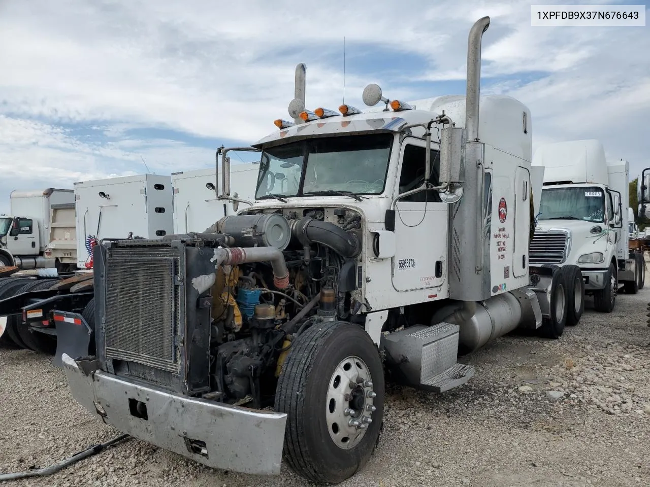 2007 Peterbilt 378 VIN: 1XPFDB9X37N676643 Lot: 75263994