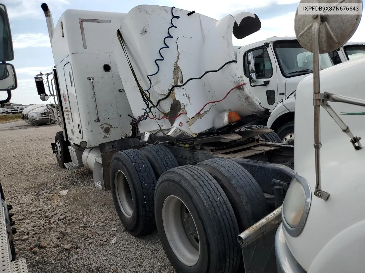 2007 Peterbilt 378 VIN: 1XPFDB9X37N676643 Lot: 75263994