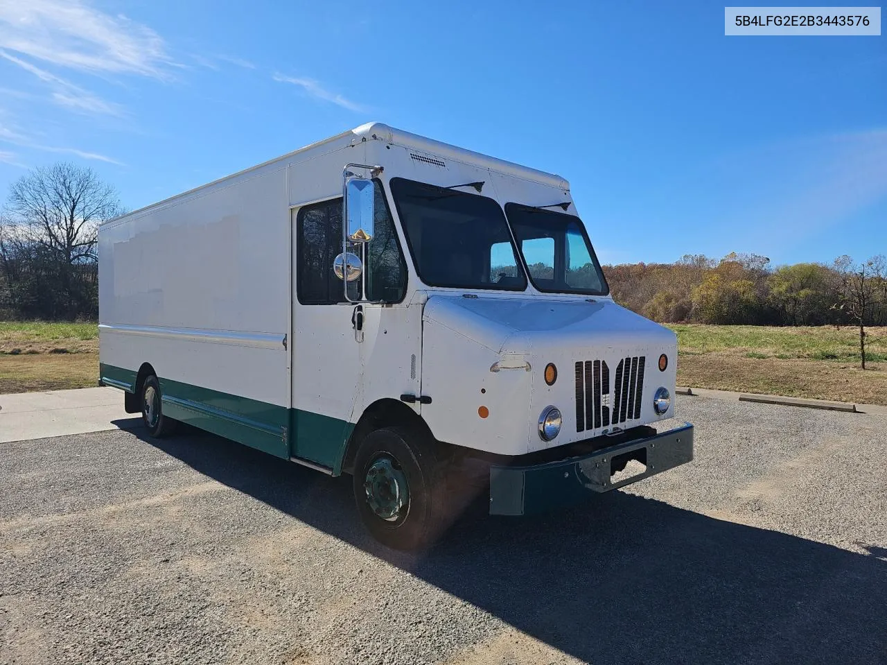 2011 Workhorse Custom Chassis Commercial Chassis W62 VIN: 5B4LFG2E2B3443576 Lot: 80512054