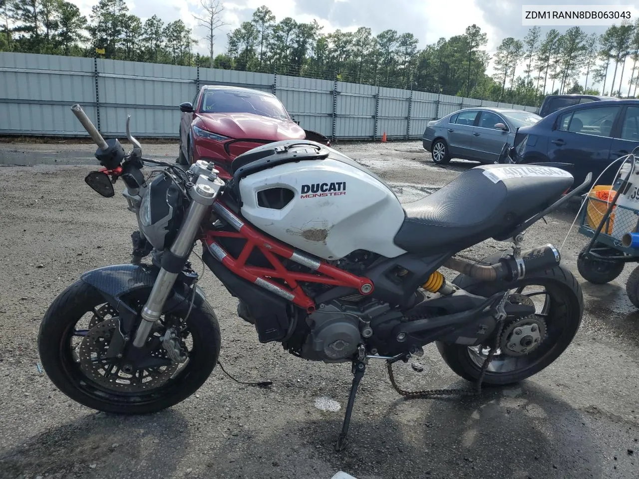 2013 Ducati Monster 796 VIN: ZDM1RANN8DB063043 Lot: 64074534