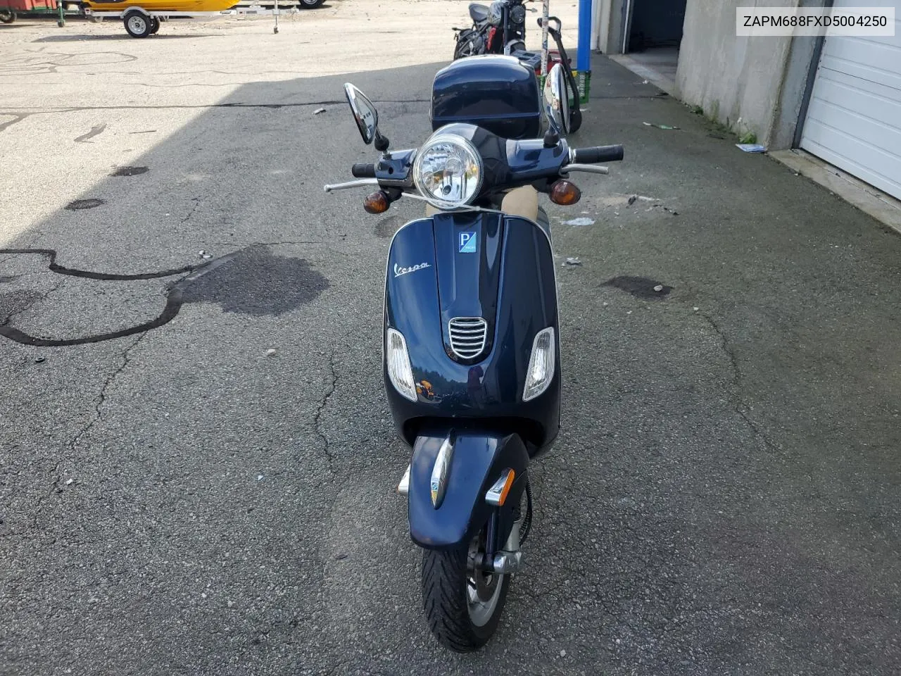 ZAPM688FXD5004250 2013 Vespa Lx 150Ie