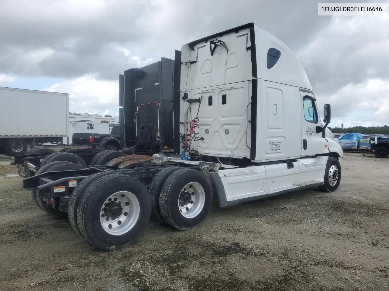 2014 Freightliner Cascadia 125 VIN: 1FUJGLDR0ELFH6646 Lot: 72686404