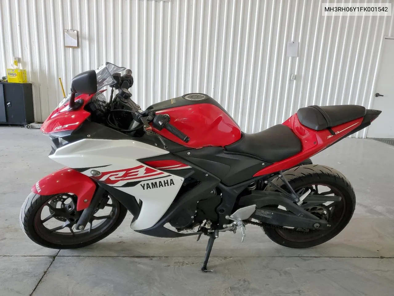 2015 Yamaha Yzfr3 VIN: MH3RH06Y1FK001542 Lot: 56493914