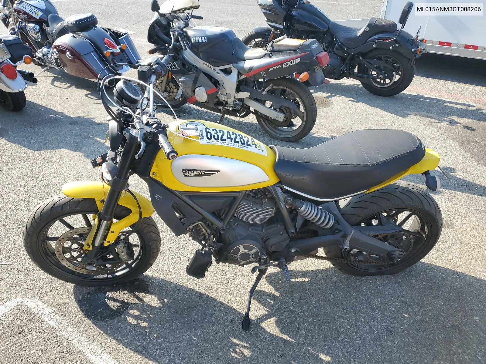 ML015ANM3GT008206 2016 Ducati Scrambler 800