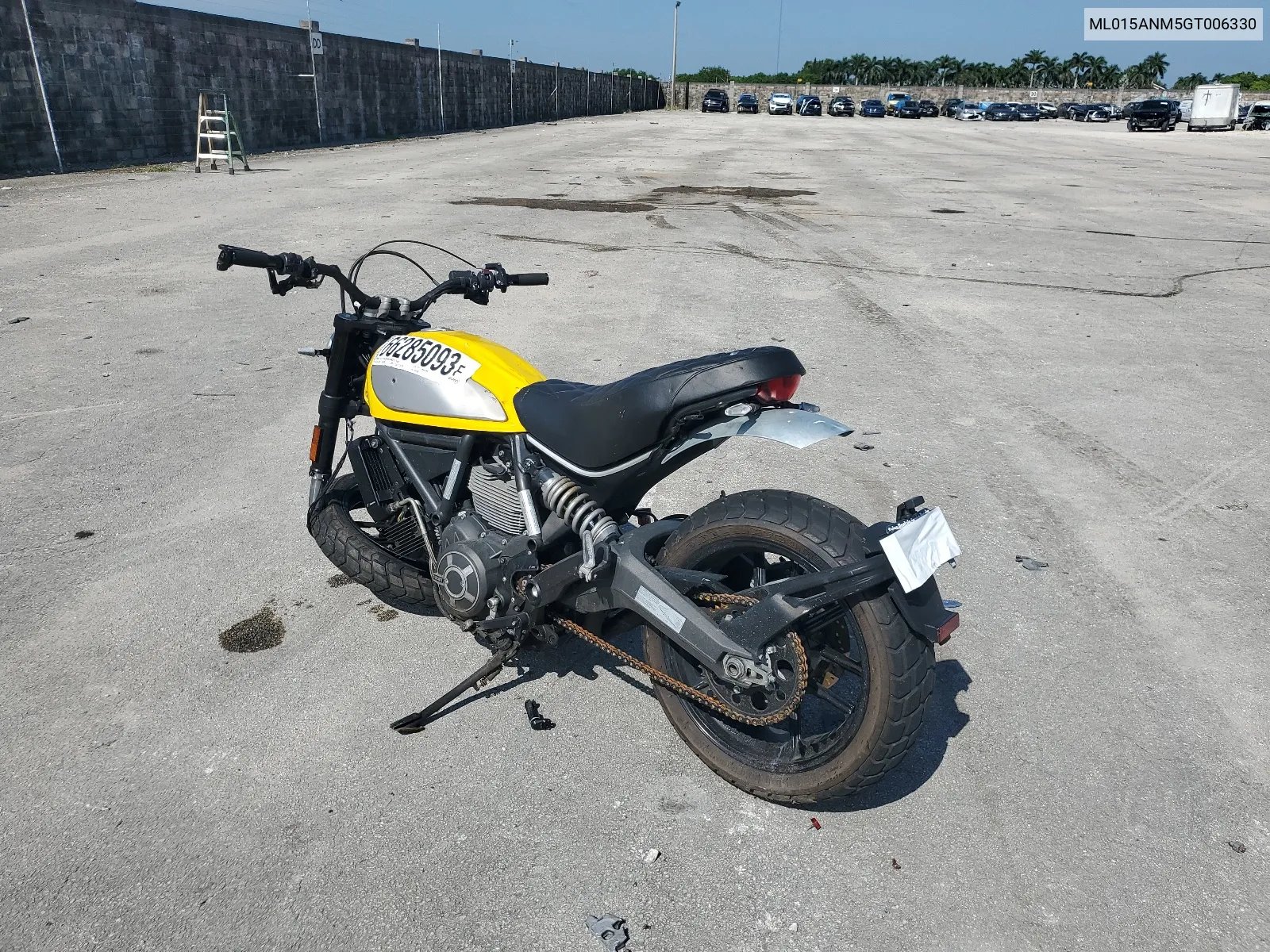 ML015ANM5GT006330 2016 Ducati Scrambler 800