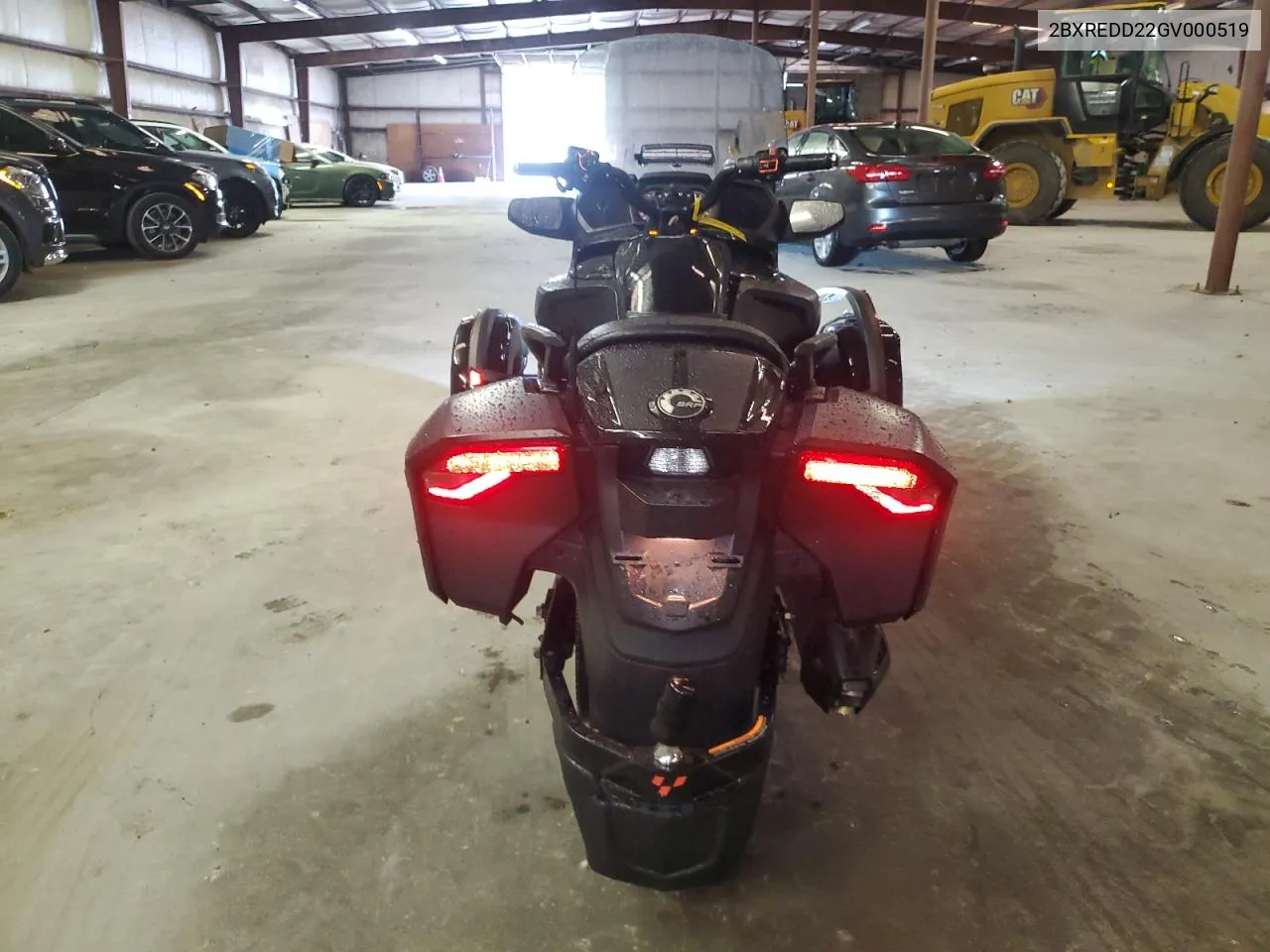 2016 Can-Am Spyder Roadster F3-T VIN: 2BXREDD22GV000519 Lot: 73482884