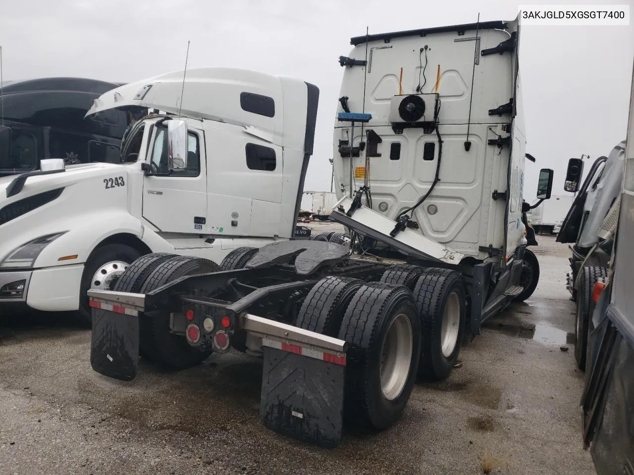 3AKJGLD5XGSGT7400 2016 Freightliner Cascadia 125