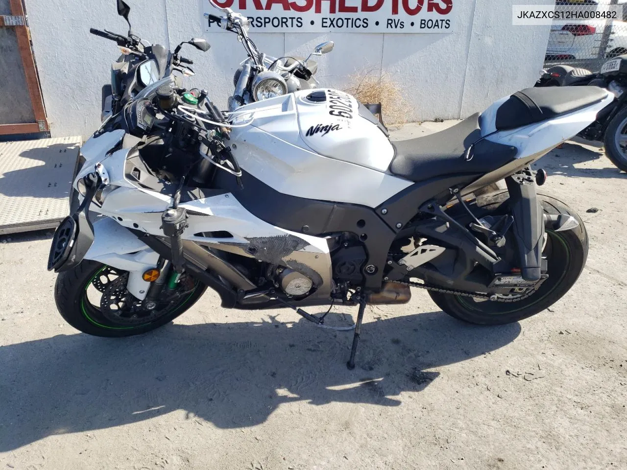 JKAZXCS12HA008482 2017 Kawasaki Zx1000 S