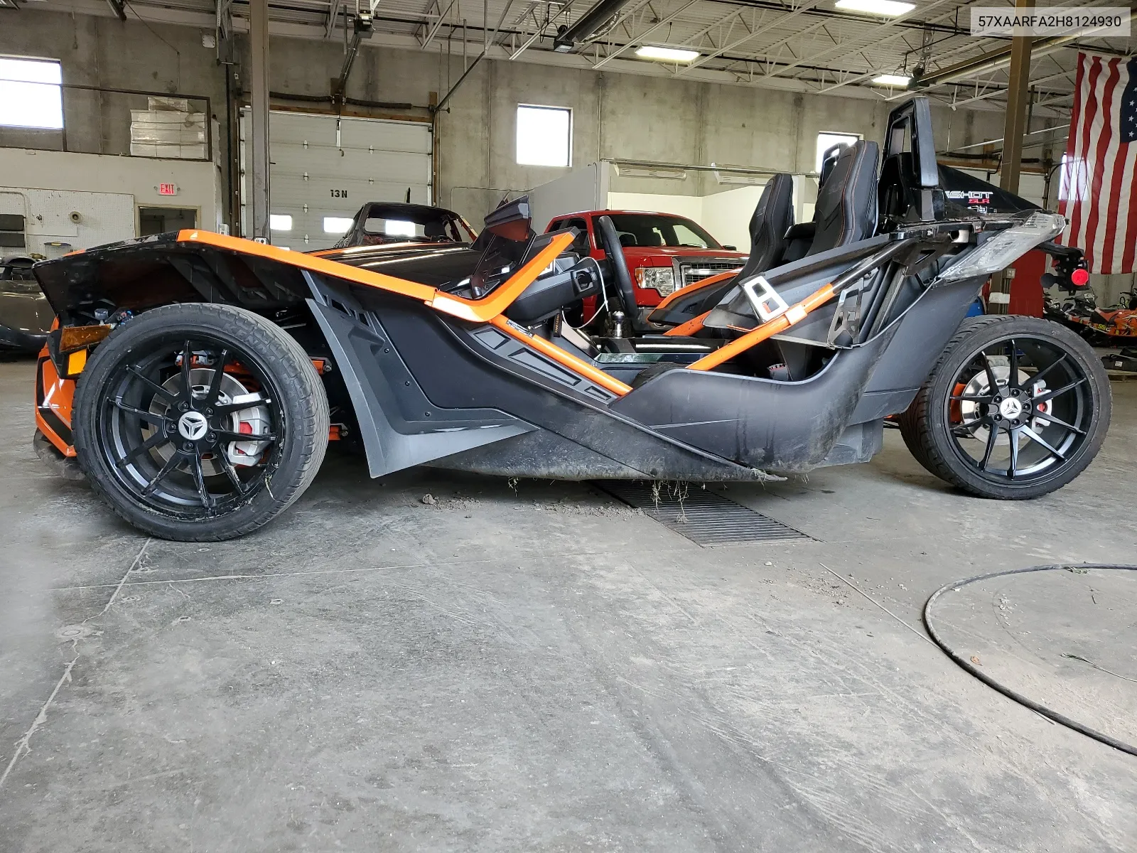 2017 Polaris Slingshot Slr VIN: 57XAARFA2H8124930 Lot: 65351054