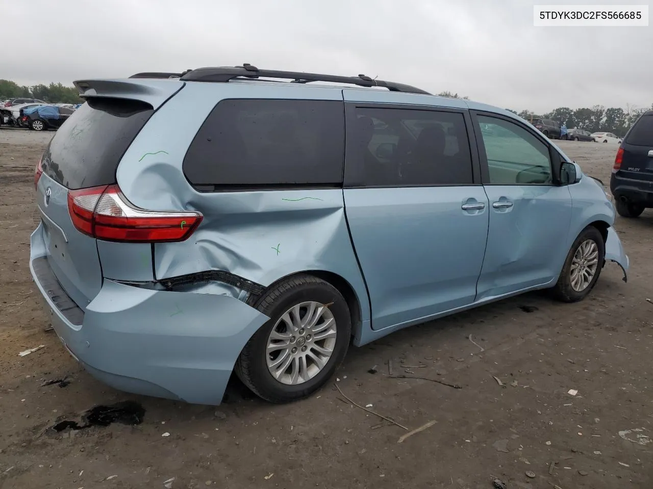 2017 Toyota Sienna Xle VIN: 5TDYK3DC2FS566685 Lot: 70906014