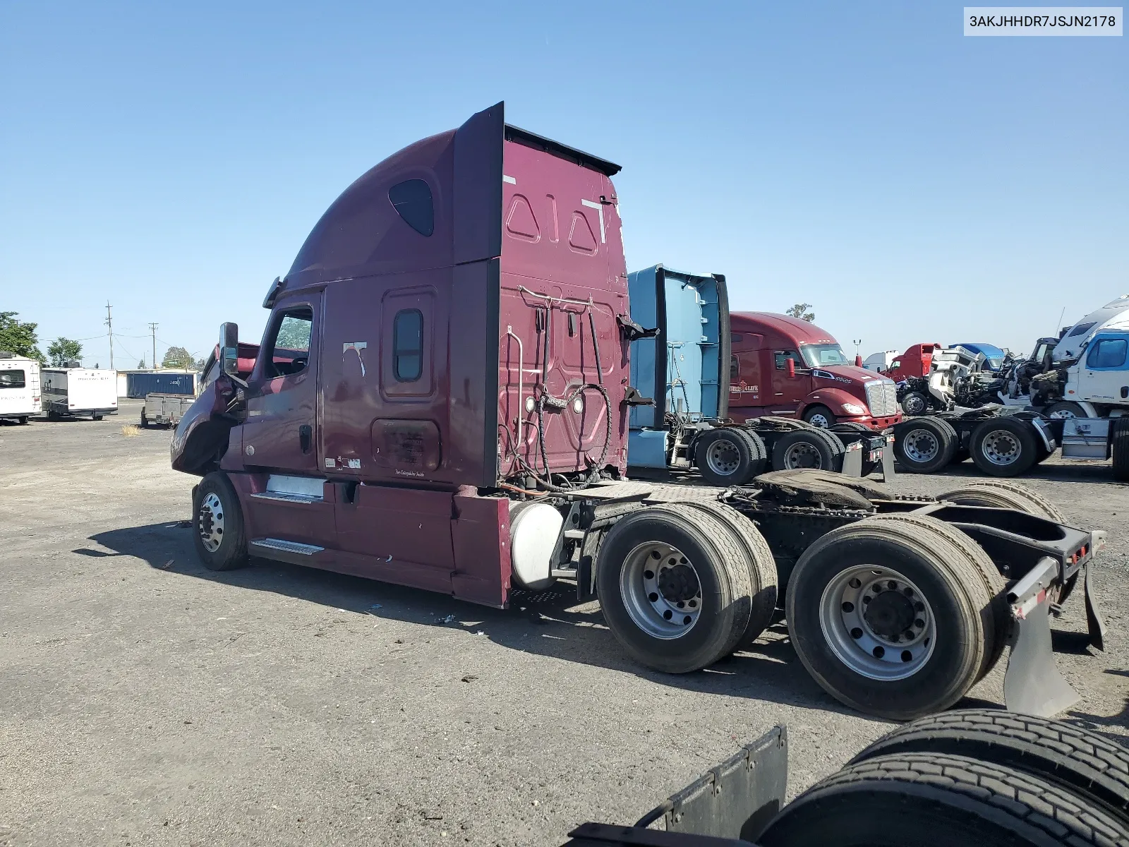 2018 Freightliner Cascadia 126 VIN: 3AKJHHDR7JSJN2178 Lot: 52928724