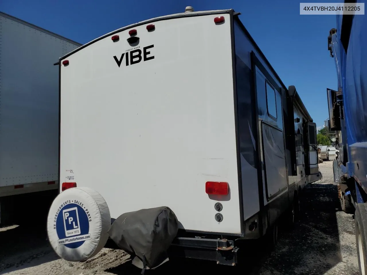 4X4TVBH20J4112205 2018 Vibe Rv Trailer