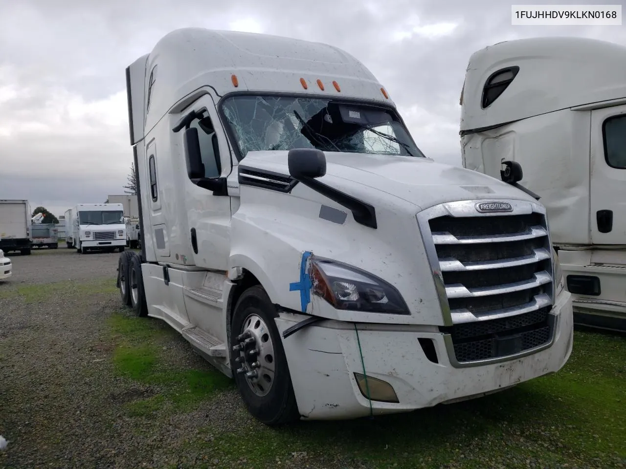 2019 Freightliner Cascadia 126 VIN: 1FUJHHDV9KLKN0168 Lot: 70328674