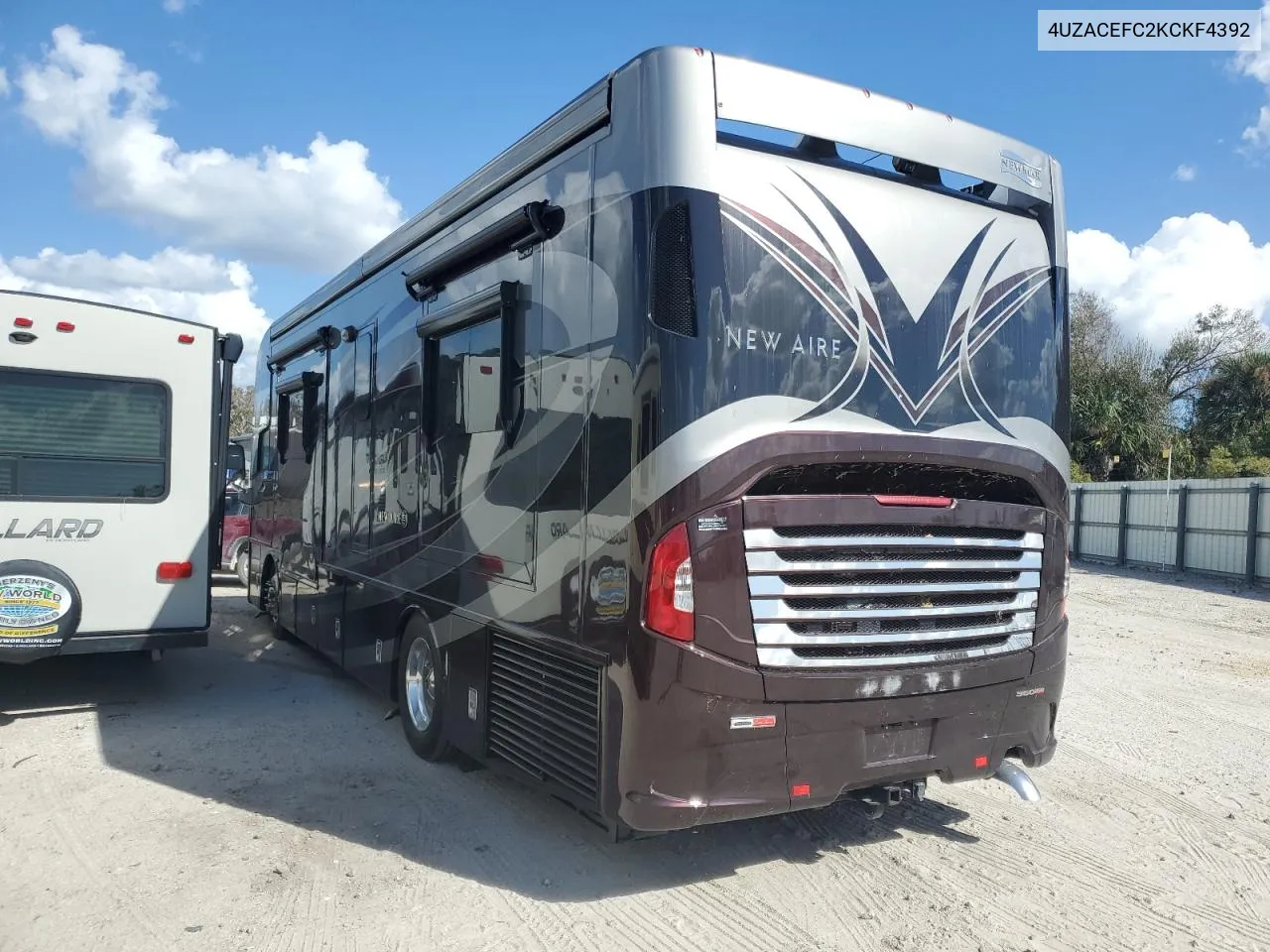 2019 Freightliner Chassis Xc VIN: 4UZACEFC2KCKF4392 Lot: 77815584