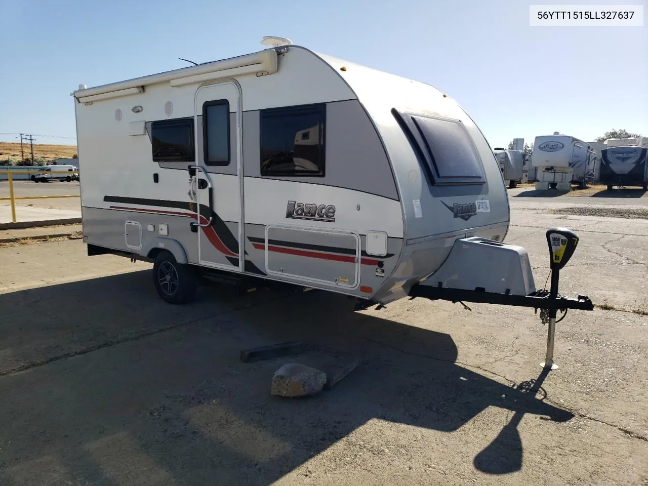 56YTT1515LL327637 2020 Lnce Camper