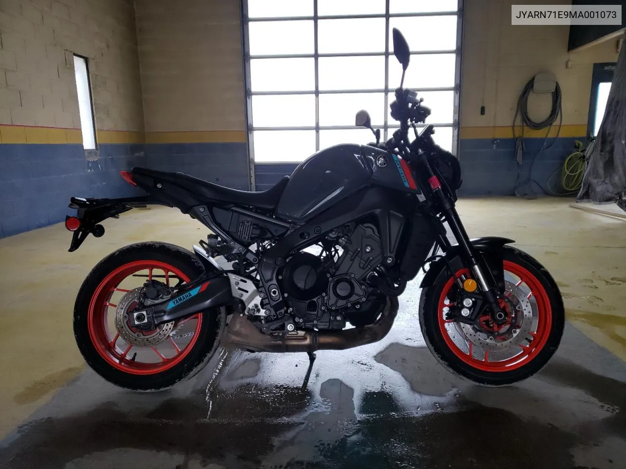 2021 Yamaha Mt09 VIN: JYARN71E9MA001073 Lot: 72233144