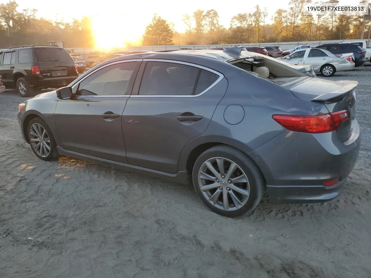 19VDE1F7XEE013813 2014 Acura Ilx 20 Tech