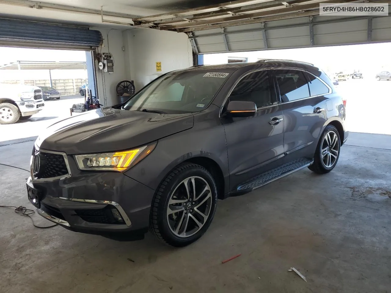 2017 Acura Mdx Advance VIN: 5FRYD4H86HB028602 Lot: 72150594