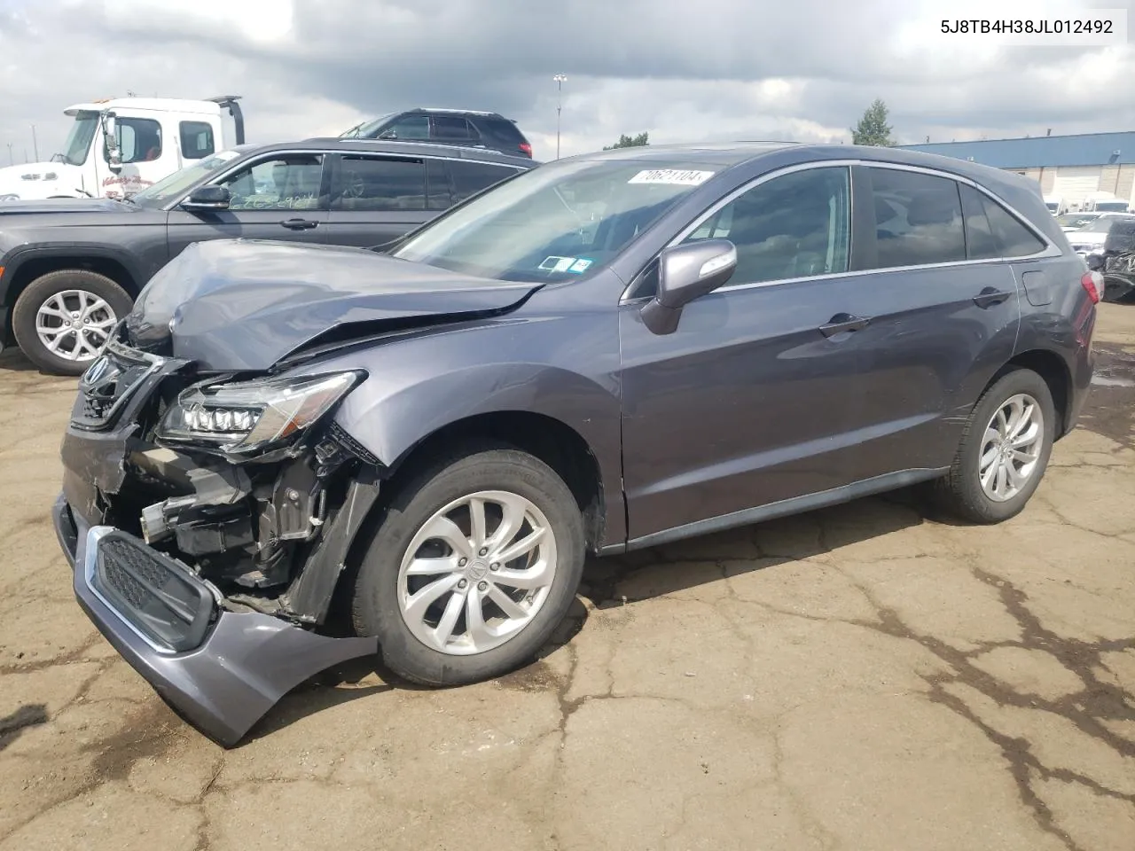 2018 Acura Rdx VIN: 5J8TB4H38JL012492 Lot: 70621104