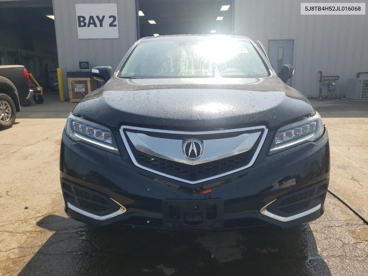 2018 Acura Rdx Technology VIN: 5J8TB4H52JL016068 Lot: 71030224