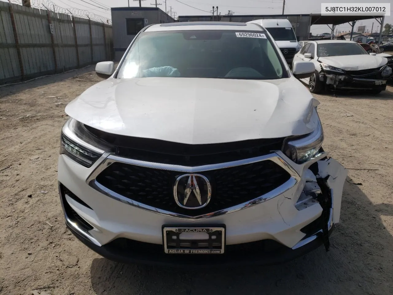 5J8TC1H32KL007012 2019 Acura Rdx