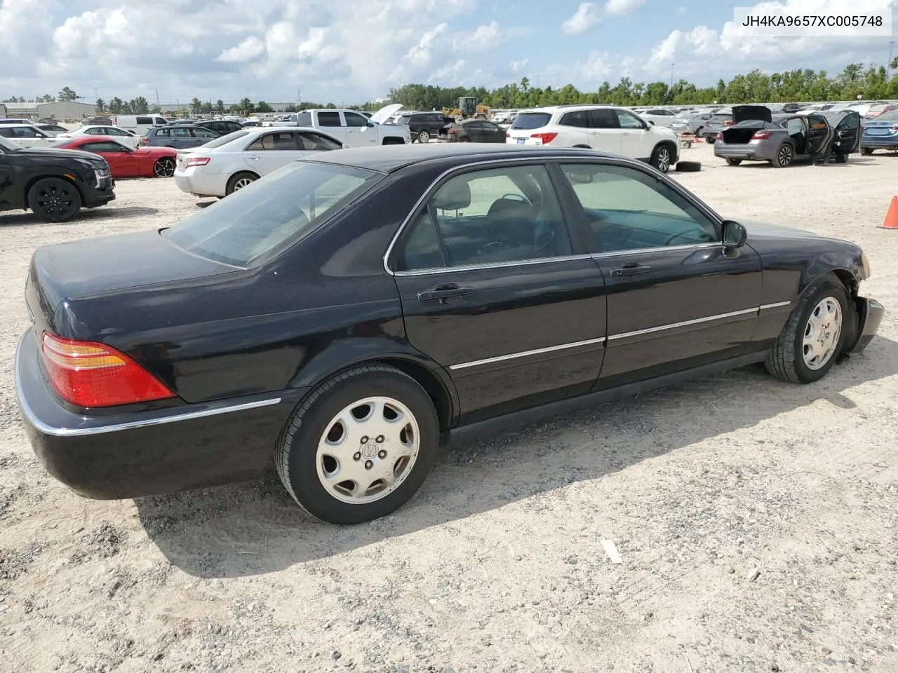 1999 Acura 3.5Rl VIN: JH4KA9657XC005748 Lot: 67048184