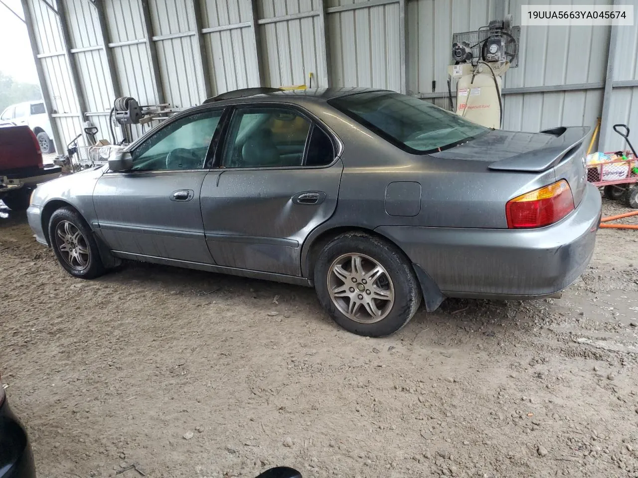 2000 Acura 3.2Tl VIN: 19UUA5663YA045674 Lot: 71064964