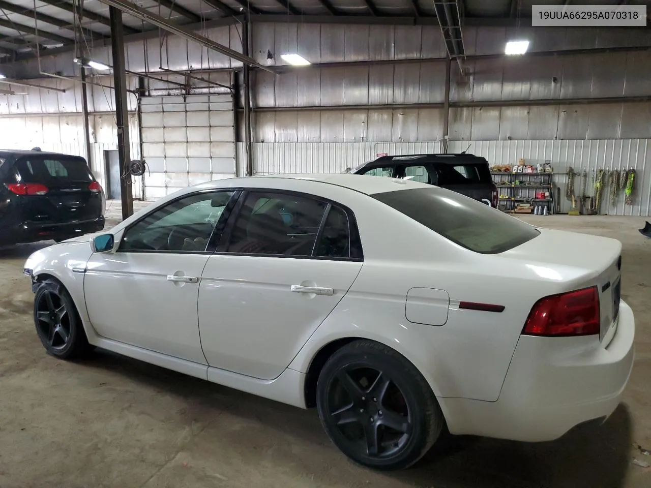 2005 Acura Tl VIN: 19UUA66295A070318 Lot: 69074024