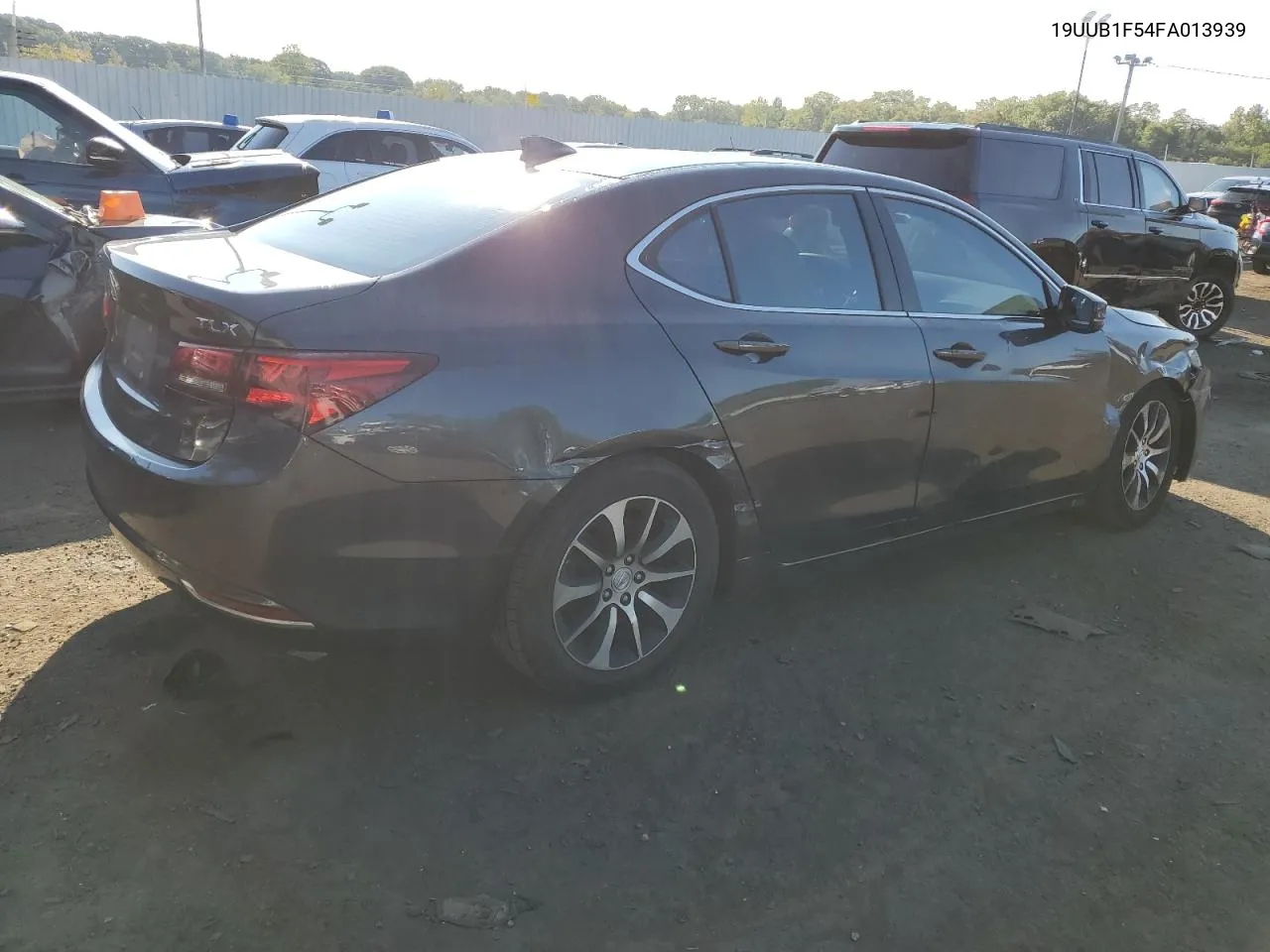 2015 Acura Tlx Tech VIN: 19UUB1F54FA013939 Lot: 70318664