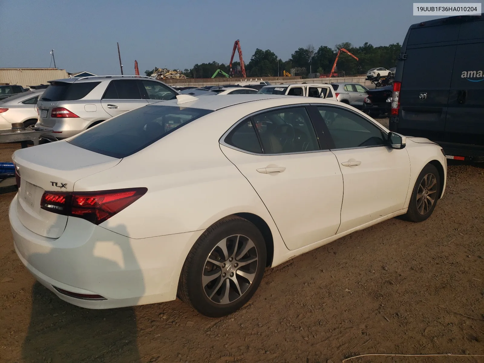 19UUB1F36HA010204 2017 Acura Tlx