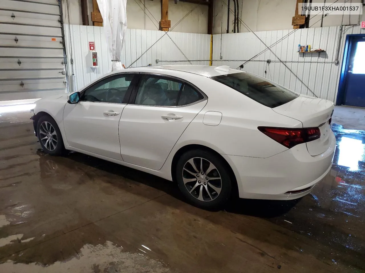 2017 Acura Tlx VIN: 19UUB1F3XHA001537 Lot: 70049444