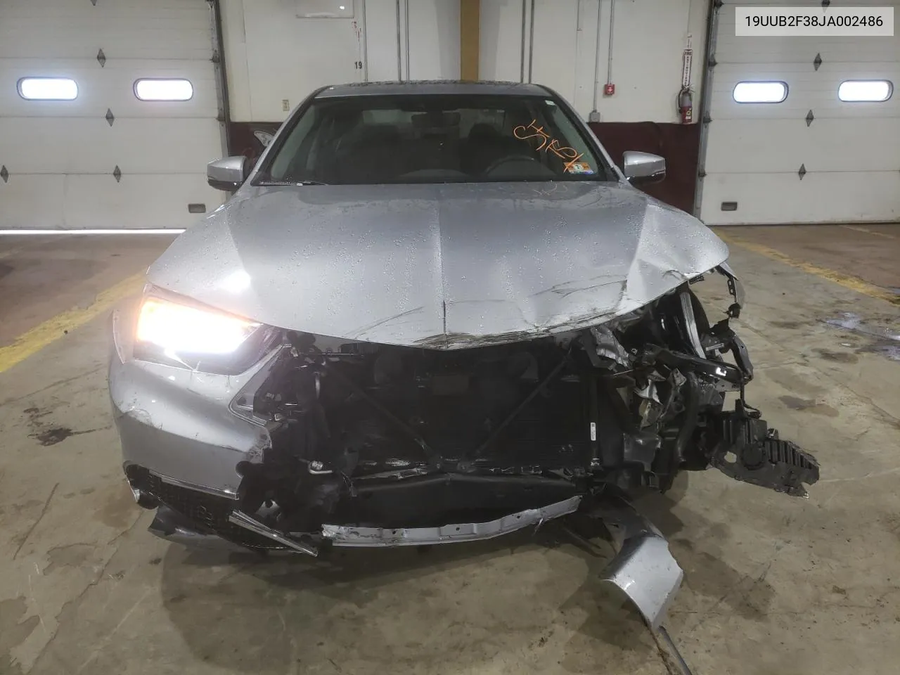 19UUB2F38JA002486 2018 Acura Tlx