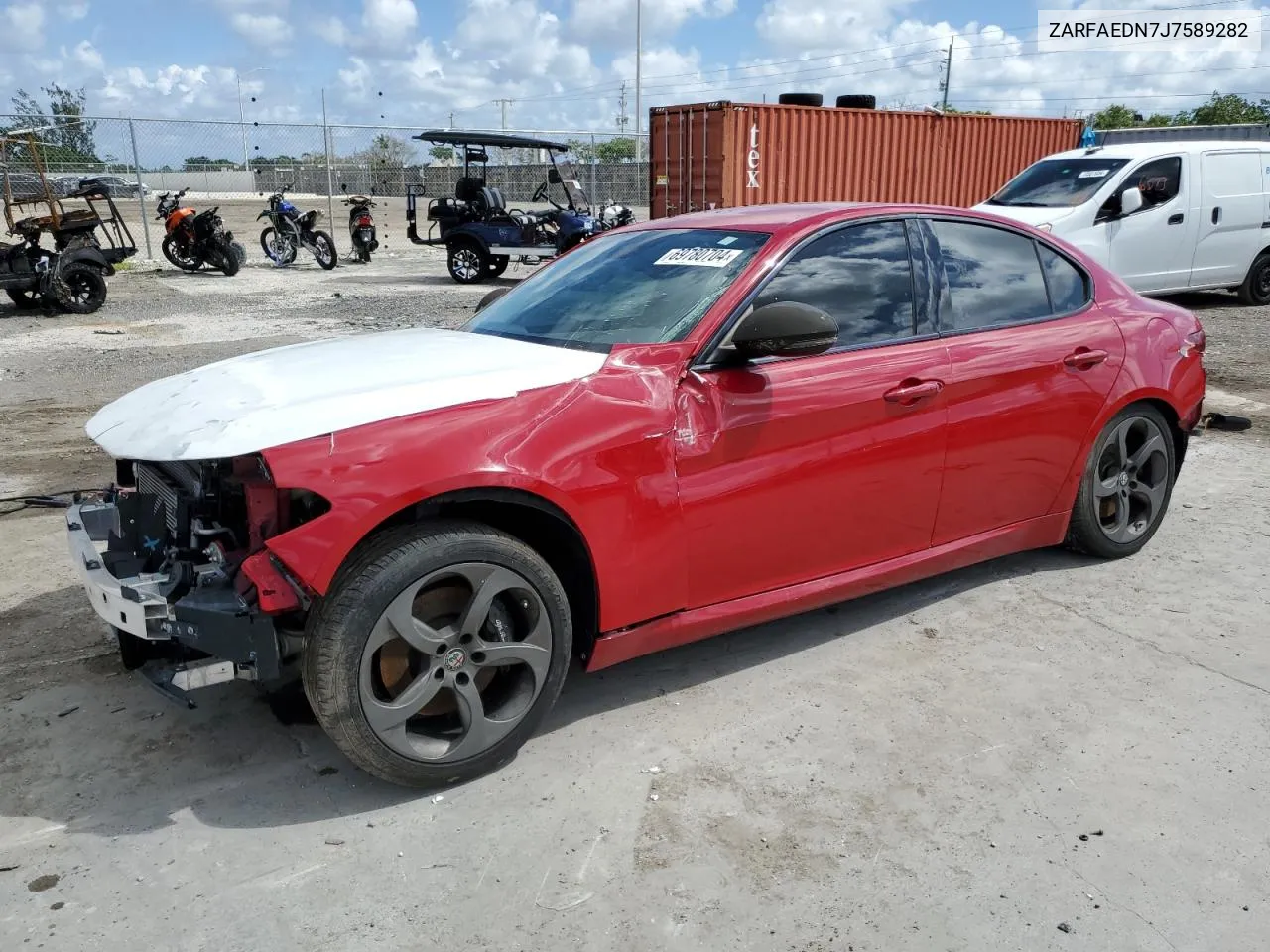 ZARFAEDN7J7589282 2018 Alfa Romeo Giulia Q4