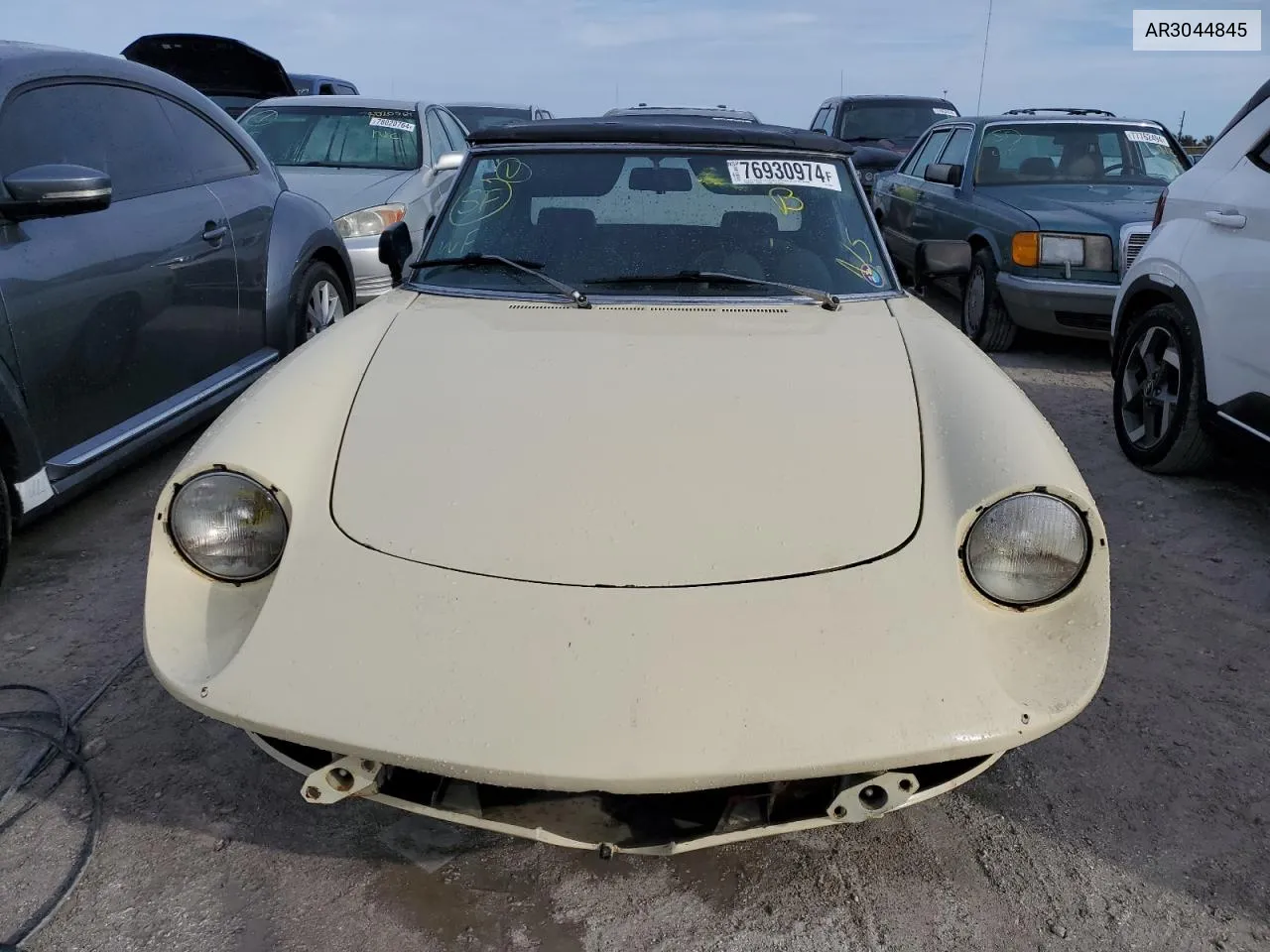 1974 Alfa Romeo Spider VIN: AR3044845 Lot: 76930974