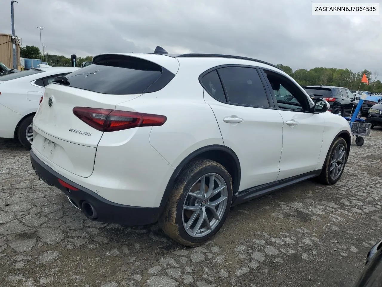 2018 Alfa Romeo Stelvio Ti Sport VIN: ZASFAKNN6J7B64585 Lot: 72818604