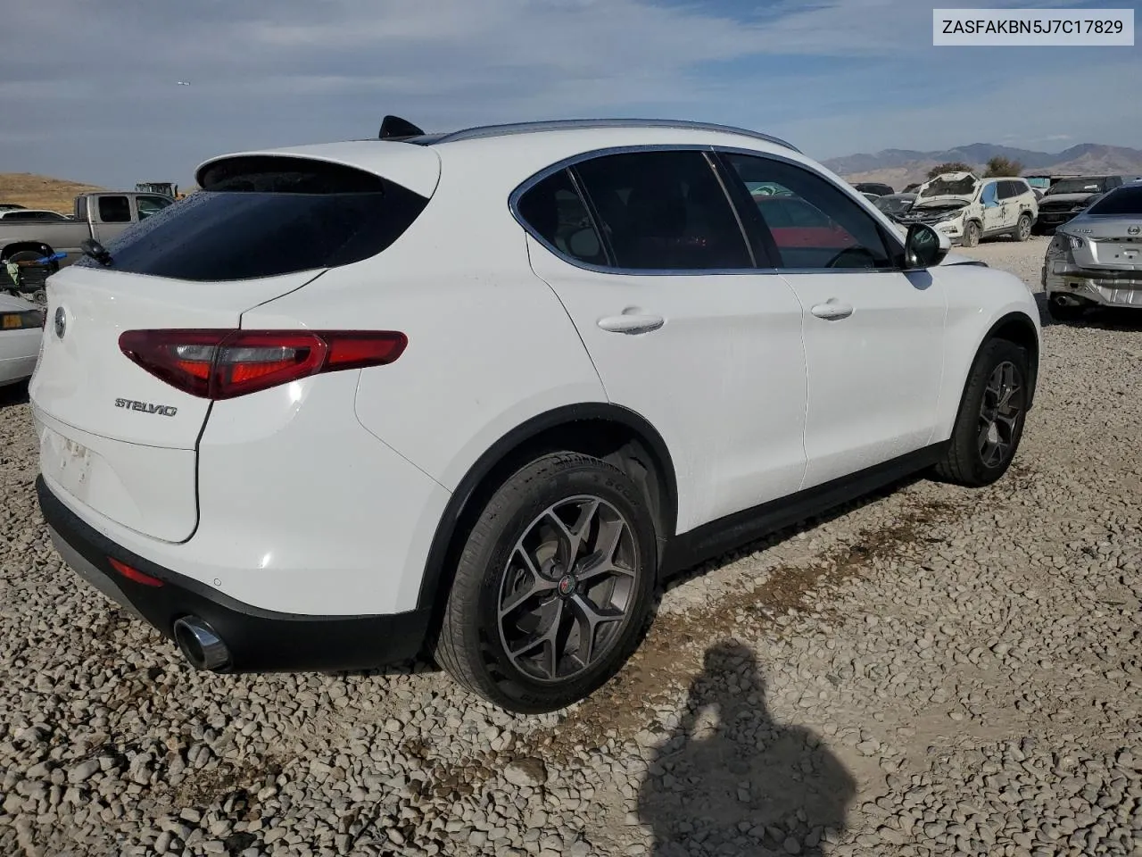 2018 Alfa Romeo Stelvio Ti VIN: ZASFAKBN5J7C17829 Lot: 75097464