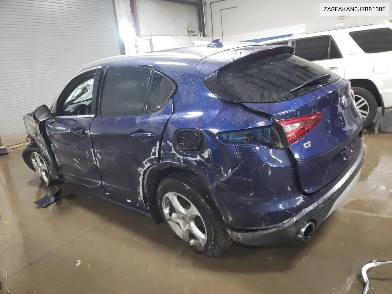 2018 Alfa Romeo Stelvio VIN: ZASFAKAN0J7B81386 Lot: 77610294