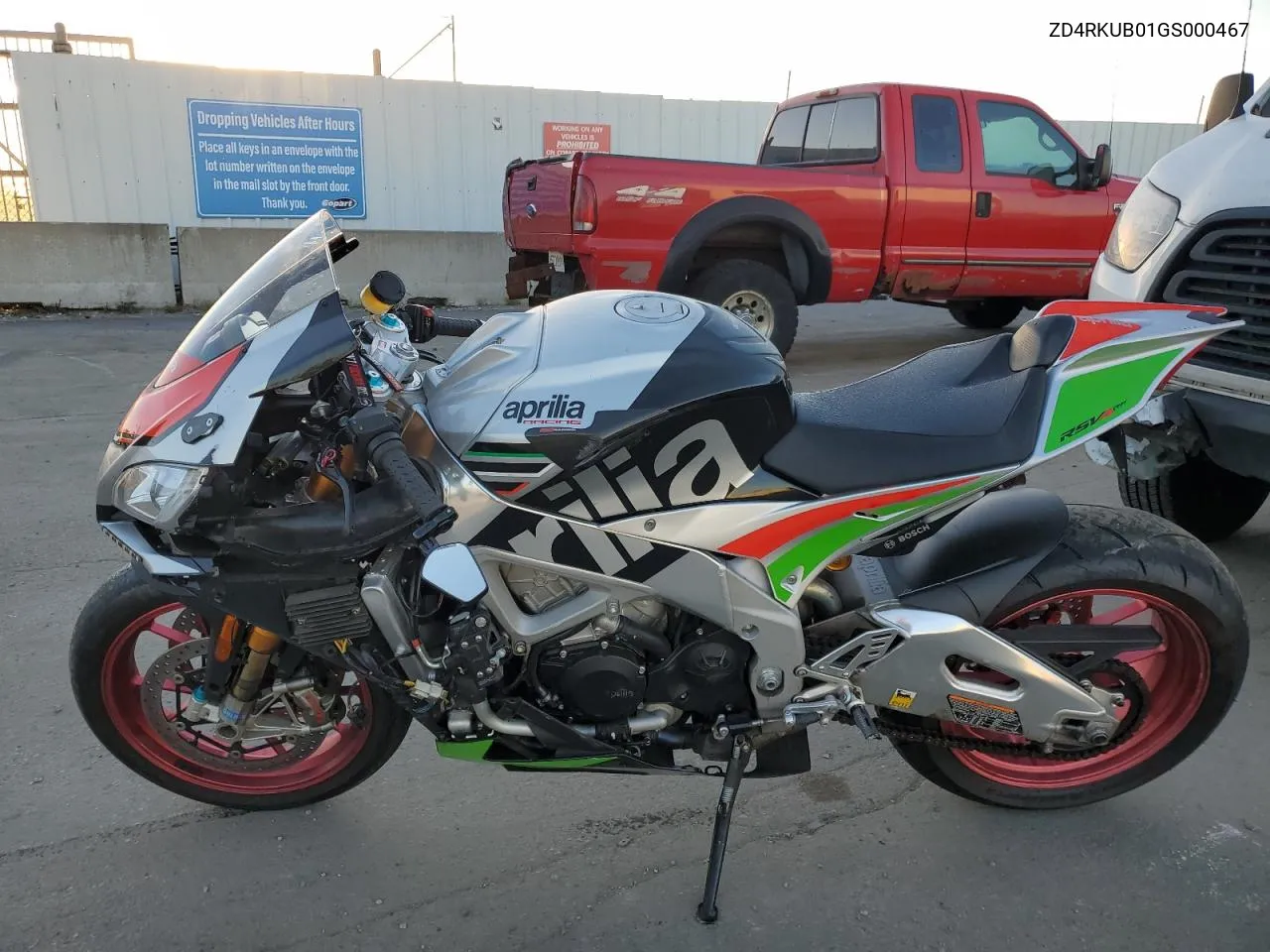 ZD4RKUB01GS000467 2016 Aprilia Rsv4 Rf