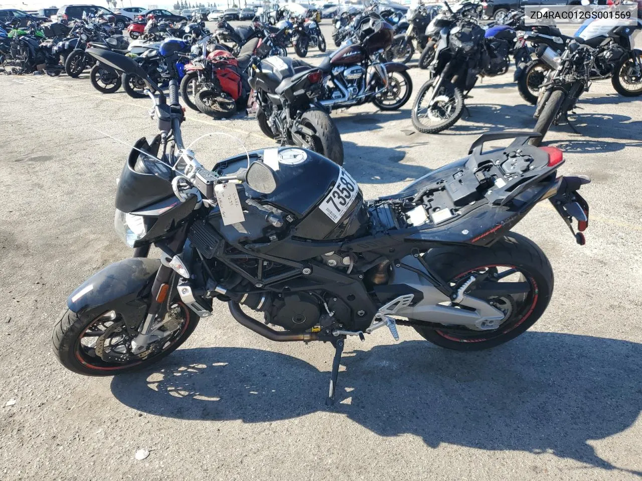 2016 Aprilia Shiver 750 VIN: ZD4RAC012GS001569 Lot: 73587384