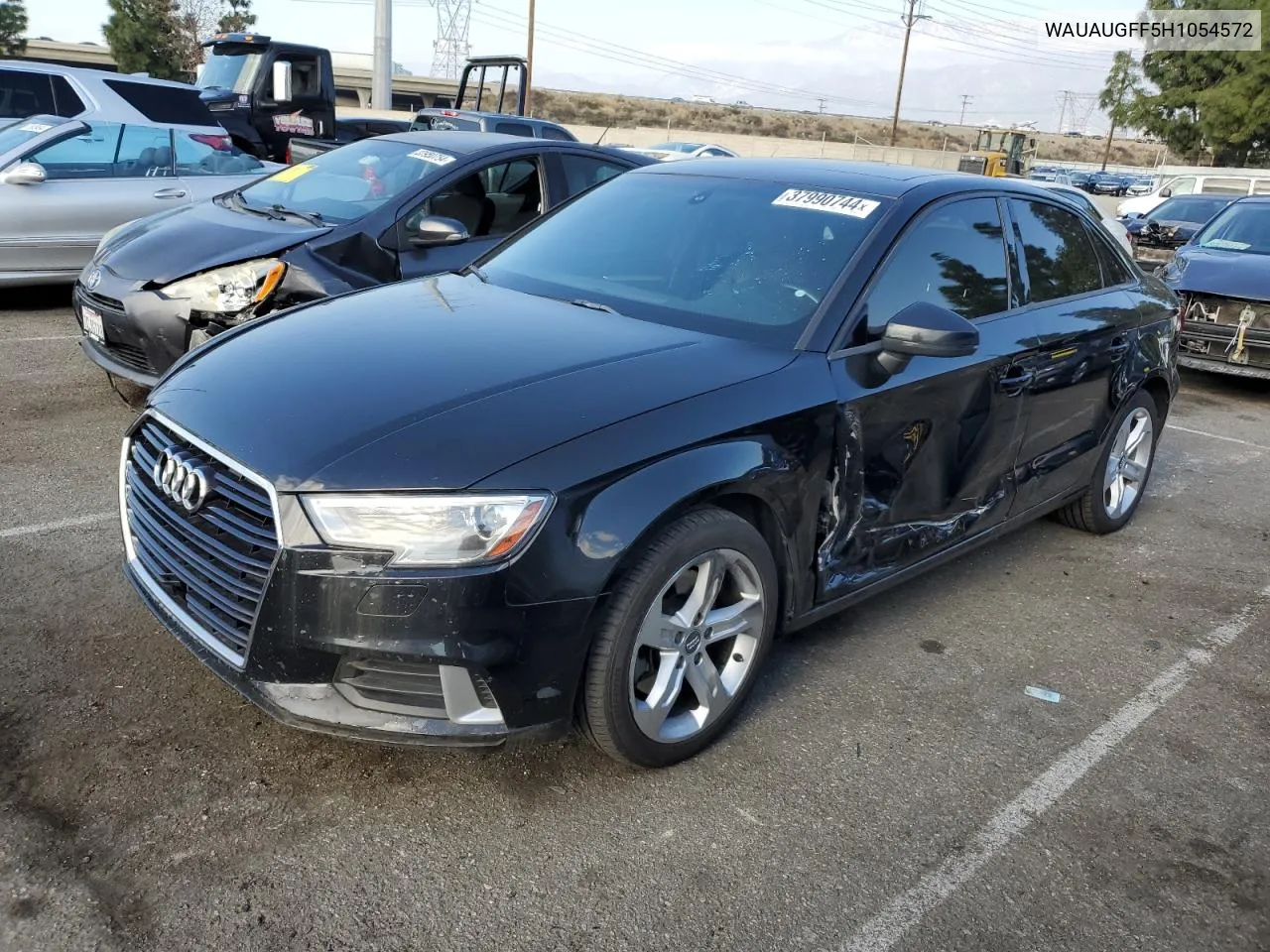 2017 Audi A3 Premium VIN: WAUAUGFF5H1054572 Lot: 37990744