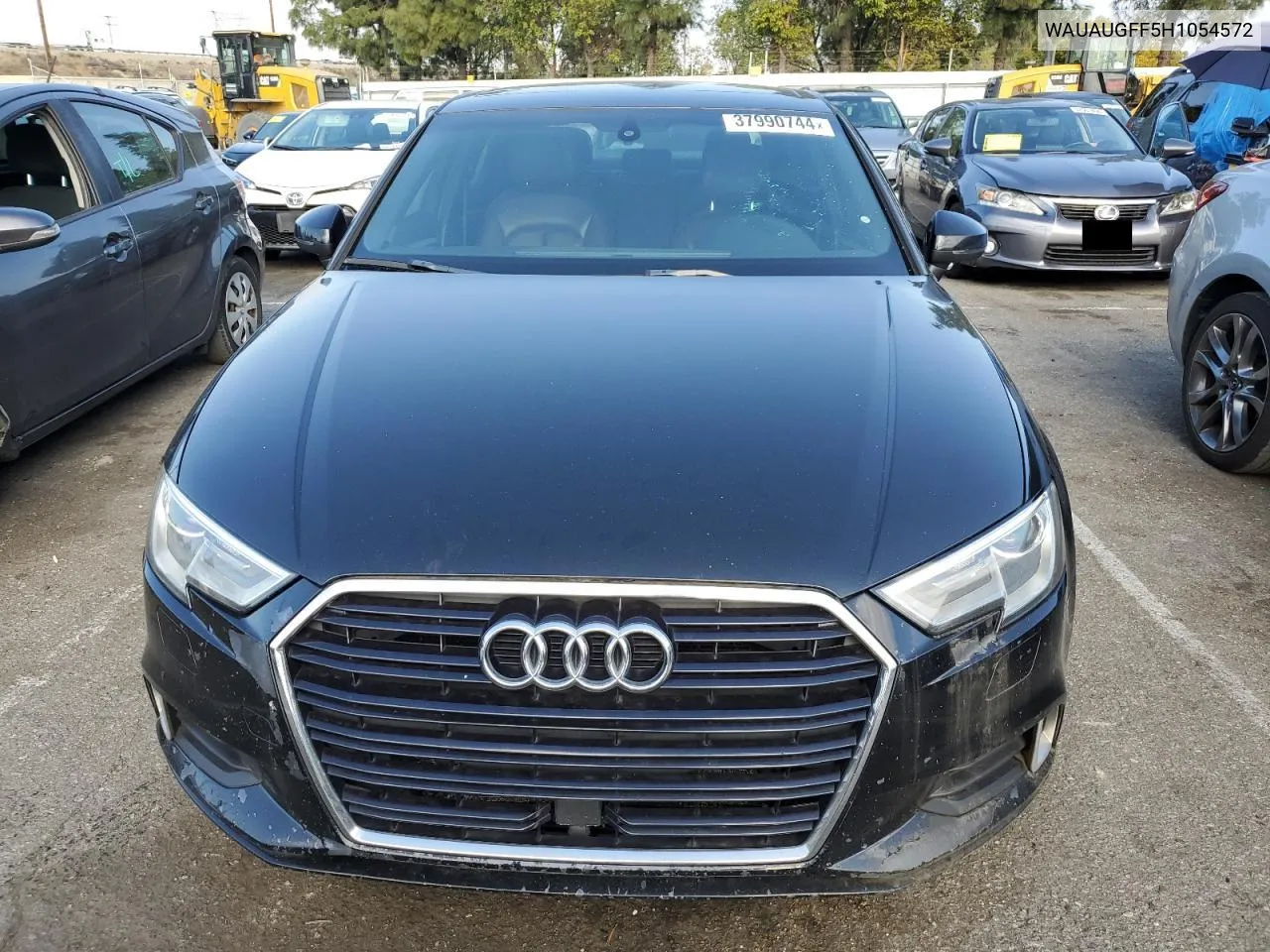 2017 Audi A3 Premium VIN: WAUAUGFF5H1054572 Lot: 37990744