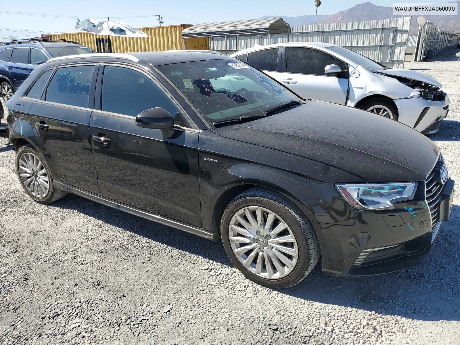 WAUUPBFFXJA060090 2018 Audi A3 E-Tron Premium