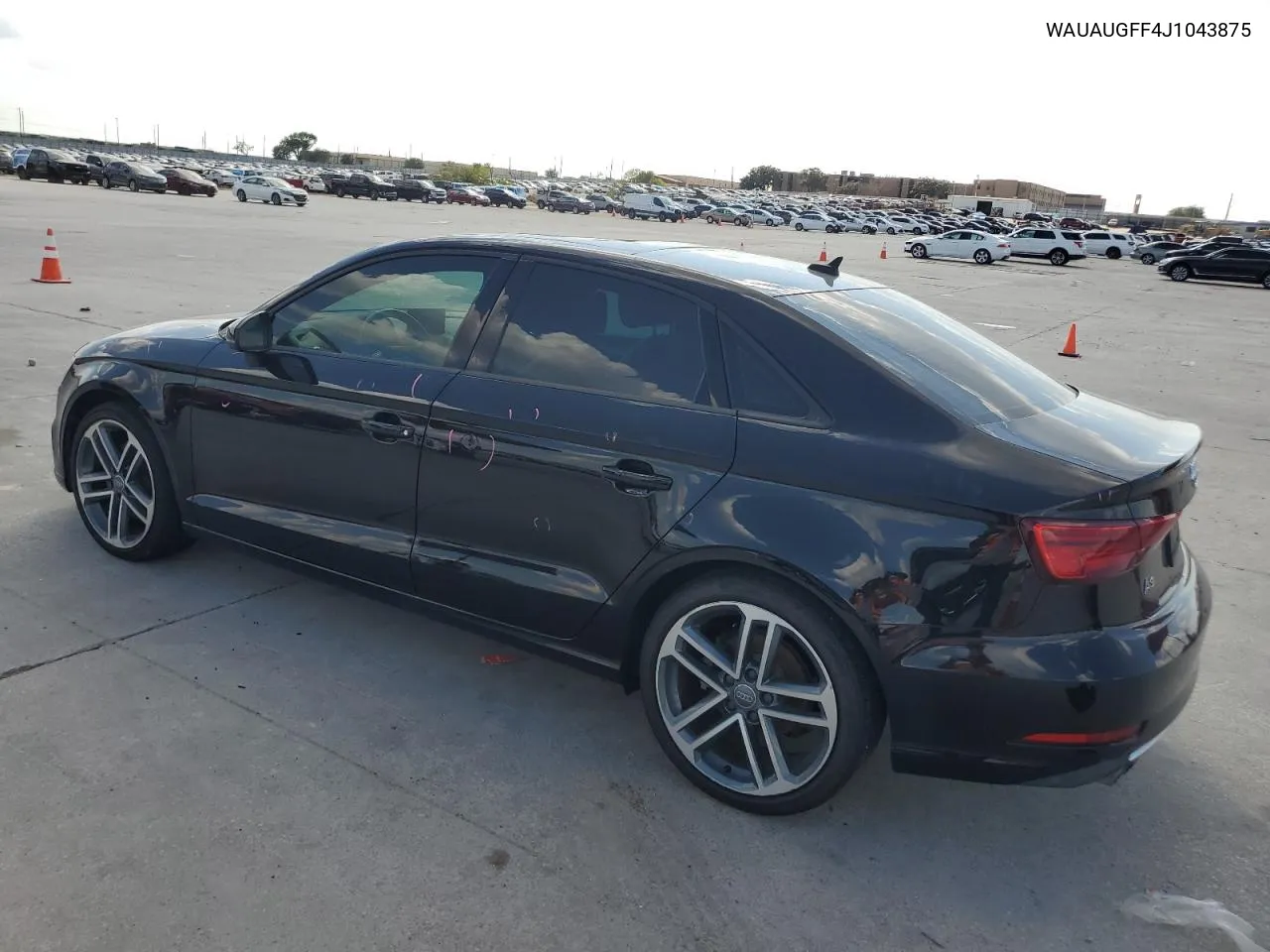 2018 Audi A3 Premium VIN: WAUAUGFF4J1043875 Lot: 71975904