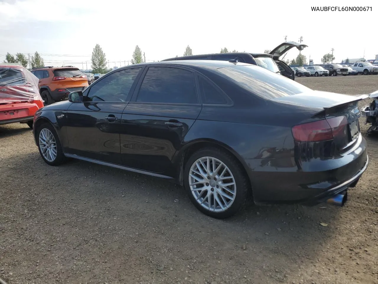 WAUBFCFL6GN000671 2016 Audi A4 Komfort Plus